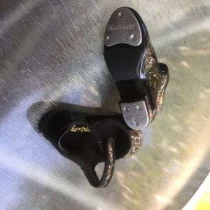 Theatricals tap shoes